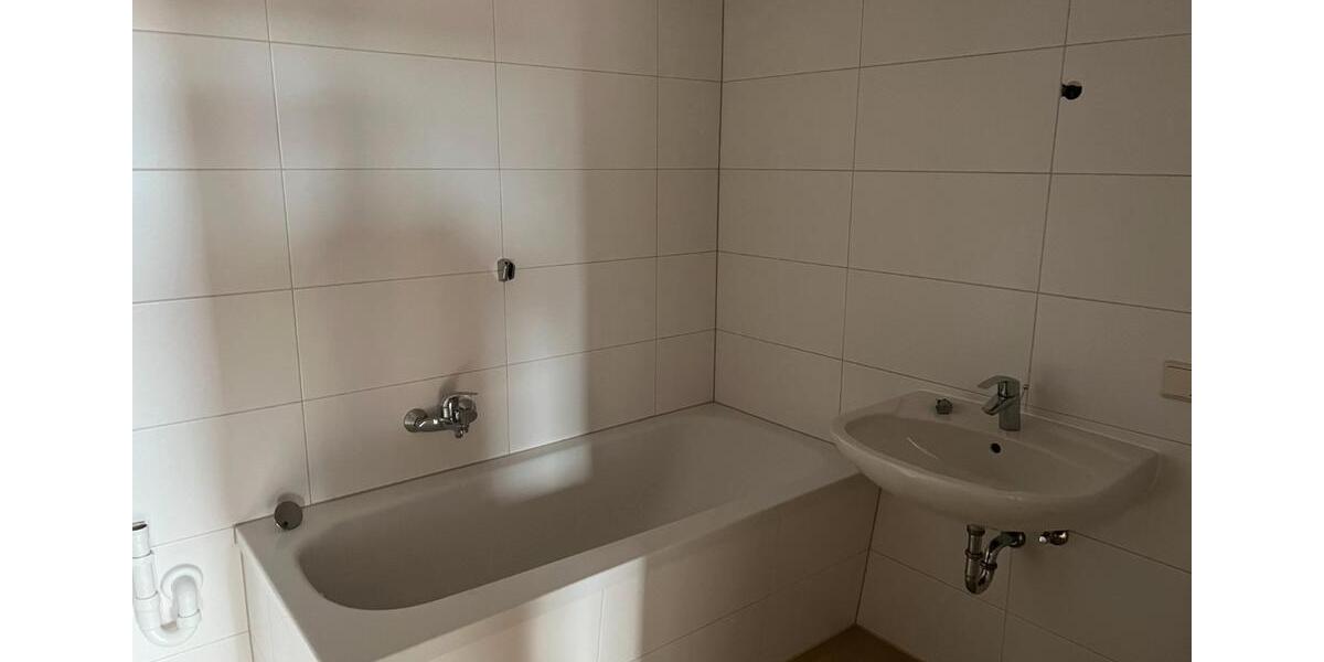 Etagenwohnung Bonn Auerberg - 4 Zimmer, 123 m&sup2;, 1.537&euro; | Angebot:26625119