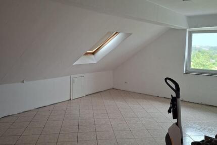 Wohnung Overath - 4 Zimmer, 92 m&sup2;, 1.200&euro; | Angebot:27545648
