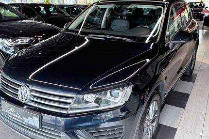 VW Touareg 348.000 km 9.950 &euro; Köln 51103