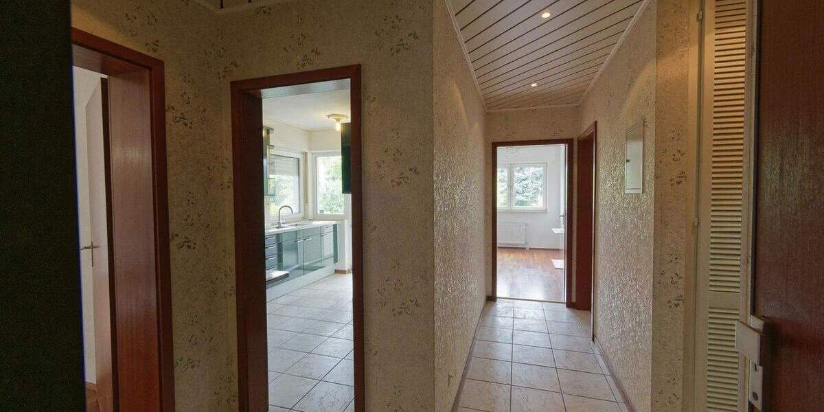 Etagenwohnung Köln Urbach - 3 Zimmer, 87 m&sup2;, 1.300&euro; | Angebot:25733301