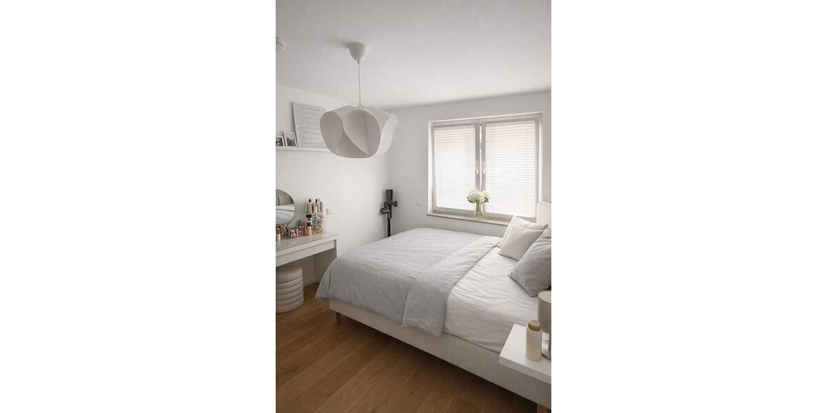 Erdgeschoßwohnung Solingen Wald - 2 Zimmer, 60 m&sup2;, 1.100&euro; | Angebot:25417282