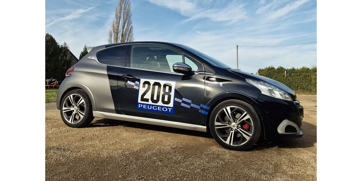 Peugeot 208 70.700 km 8.900 &euro; Bonn 53177