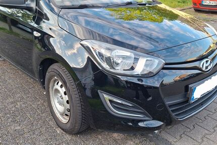 Hyundai i20 126.000 km 4.900 &euro; Wesseling 50389