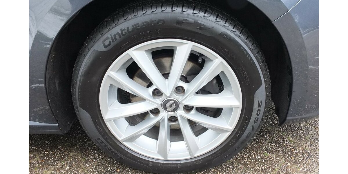 Renault Megane INTENS NAVI EINPARKHILFE KLIMAAUTOMATIK 108.795 km 11.498 &euro; Köln 50858