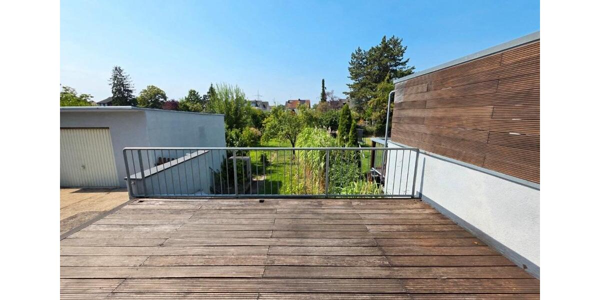 Doppelhaushälfte Köln Mülheim - 7 Zimmer, 145 m&sup2;, 2.400&euro; | Angebot:25157905