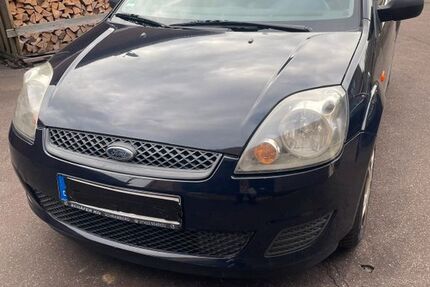 Ford Fiesta 162.400 km 1.550 € Grevenbroich 41515