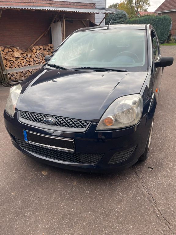 Ford Fiesta 162.400 km 1.550 € Grevenbroich 41515