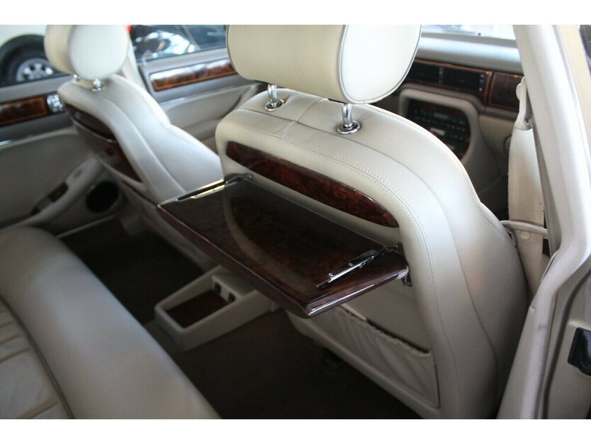 Jaguar XJ 4.0 Lang Automatik - Leder - Schiebedach - 119.865 km 19.980 € Euskirchen 53881