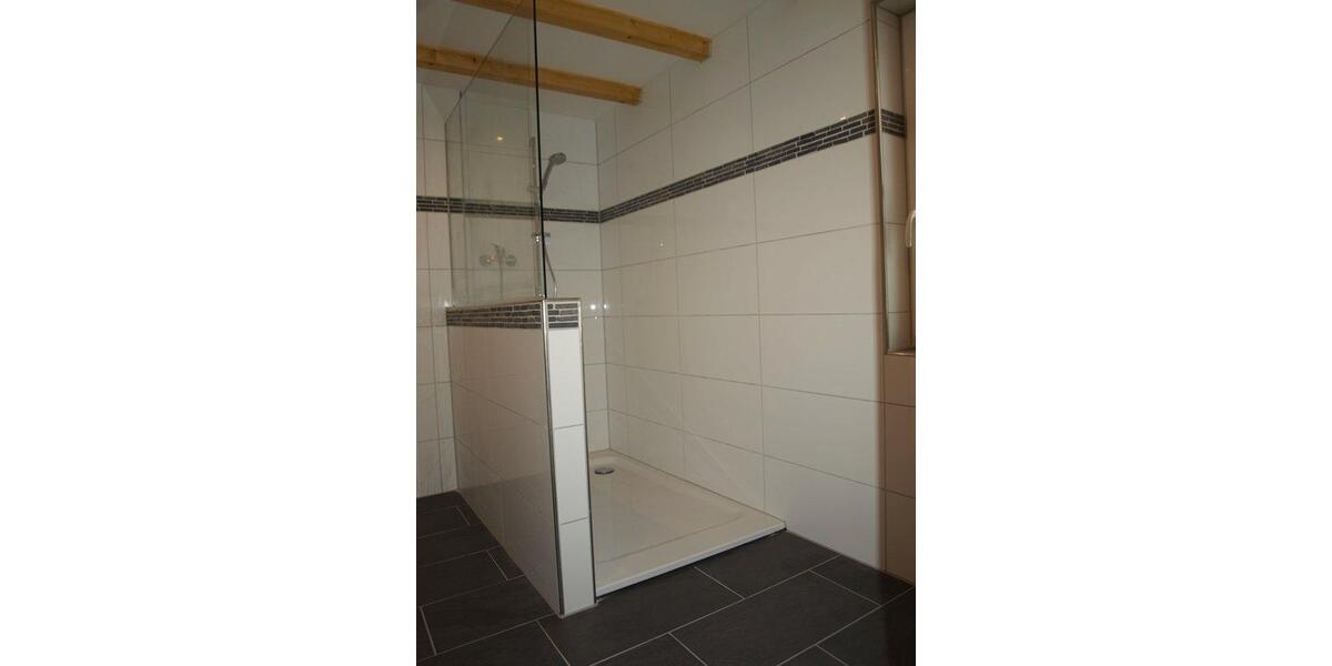 Doppelhaushälfte Hennef (Sieg) - 3 Zimmer, 100 m&sup2;, 1.150&euro; | Angebot:26547235