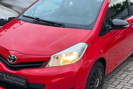 Toyota Yaris 150.000 km 3.970 &euro; Köln 51109