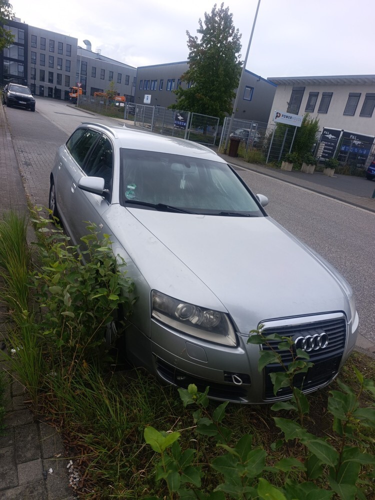 Audi A6 Avant 313.000 km 1.200 € Köln 50667