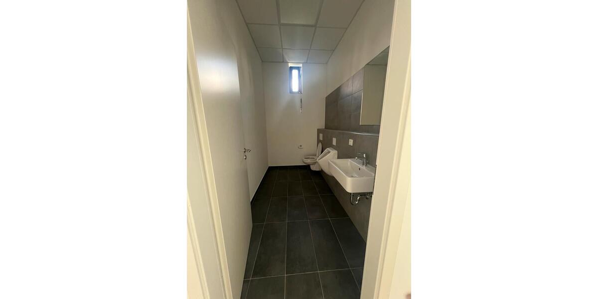 Gewerbeobjekt Troisdorf Bergheim - 1.836&euro; | Angebot:26169401