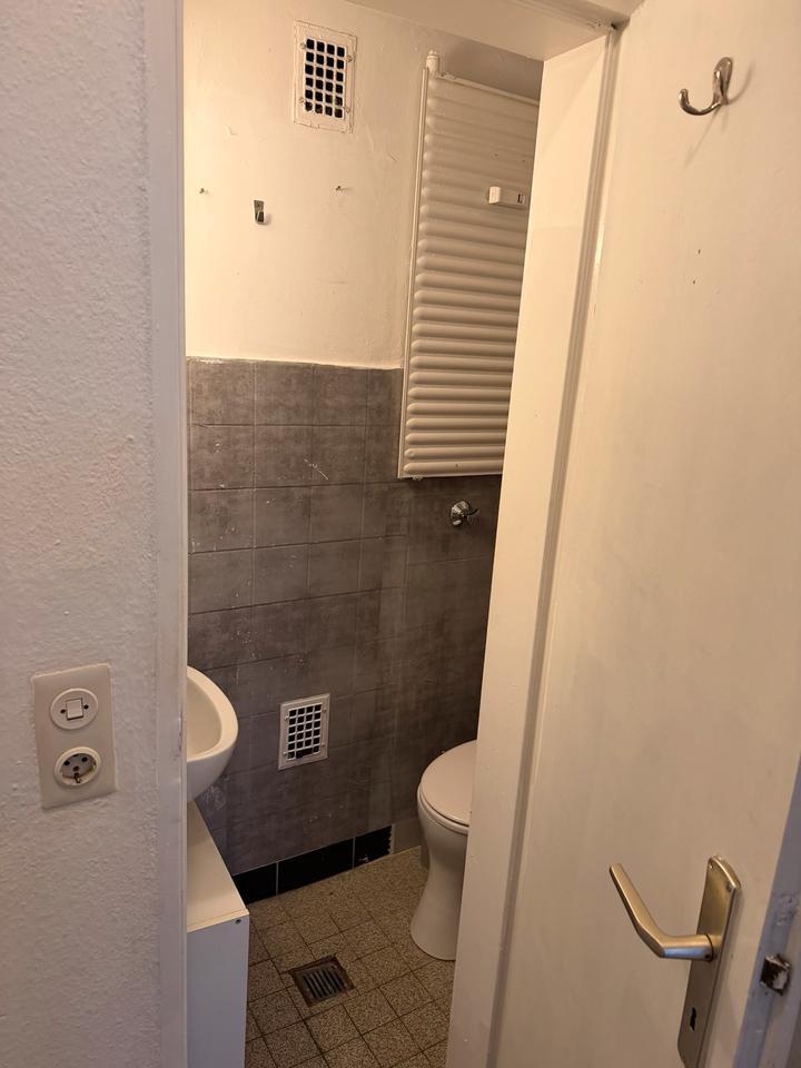 1 Zimmer Apartment für 4 Monaten zimmer