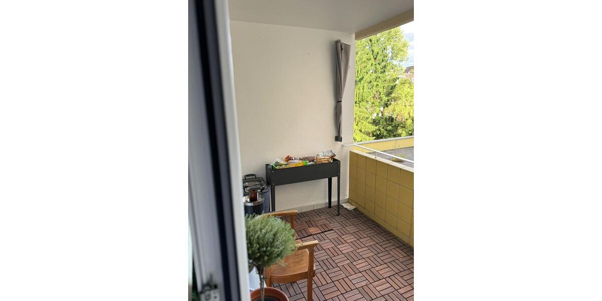 Gepflegte Eigentumswohnung 2 Zimmer Balkon in Köln Vingst 2 zimmer