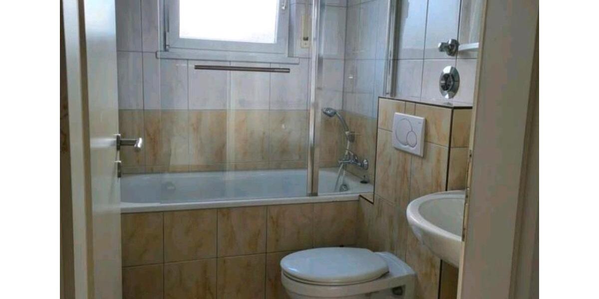 Etagenwohnung Troisdorf Altenrath - 2.5 Zimmer, 52 m&sup2;, 1.250&euro; | Angebot:26336468