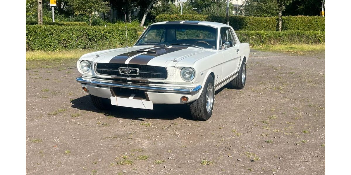 Ford Mustang 153.770 km 38.500 &euro; Pulheim 50259