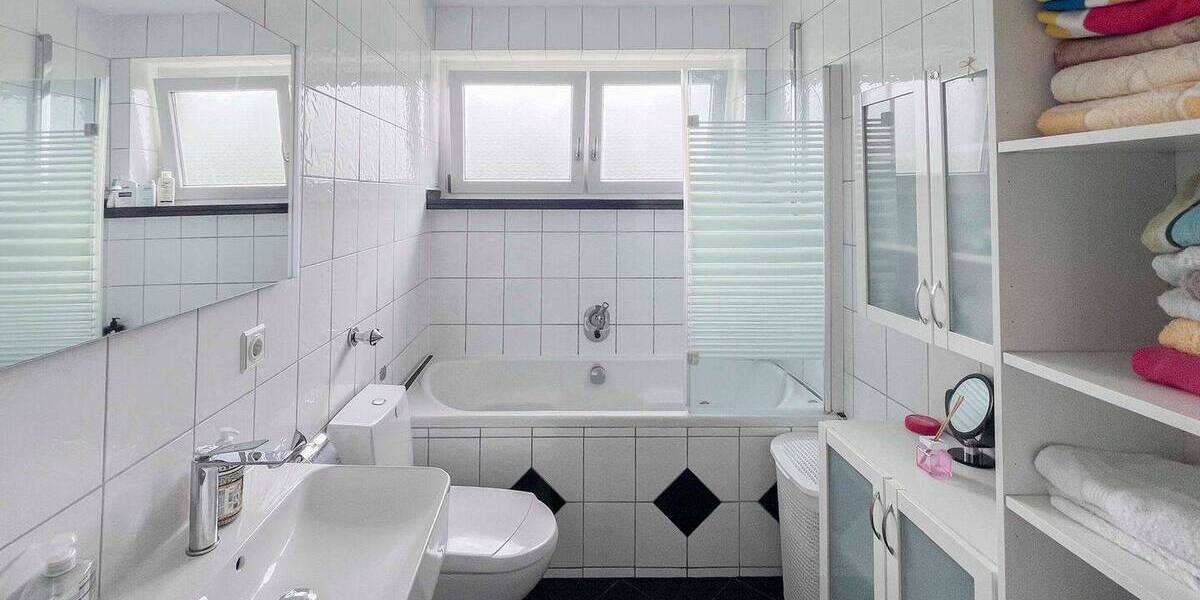 Einfamilienhaus Leverkusen Bergisch Neukirchen - 4 Zimmer, 270.000&euro; | Angebot:26892953