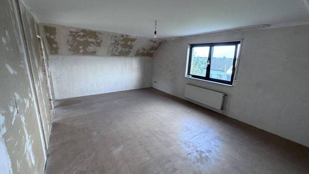 Freistehendes Einfamilienhaus mit viel Platz & großem Garten Nähe Immekeppel