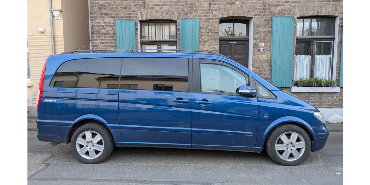 Mercedes-Benz Viano 252.000 km 9.800 &euro; Bornheim 53332
