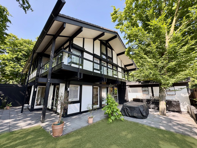 Haus zum Kaufen in Köln 1.290.000 € 170 m²
