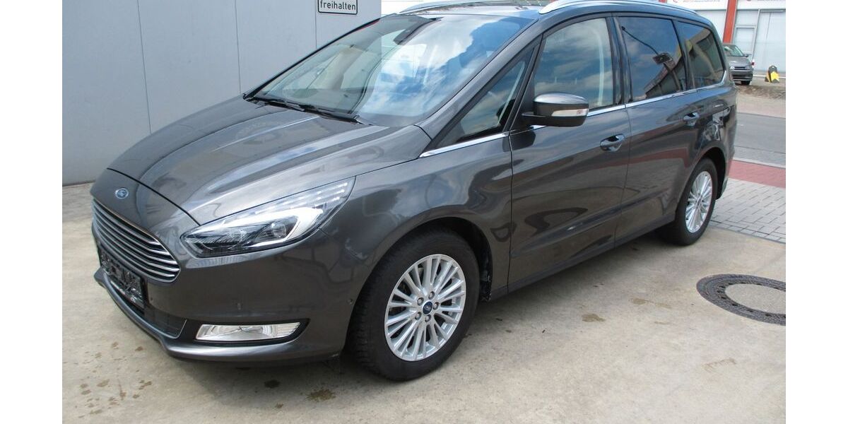 Ford Galaxy 50.000 km 25.770 € Köln 51105