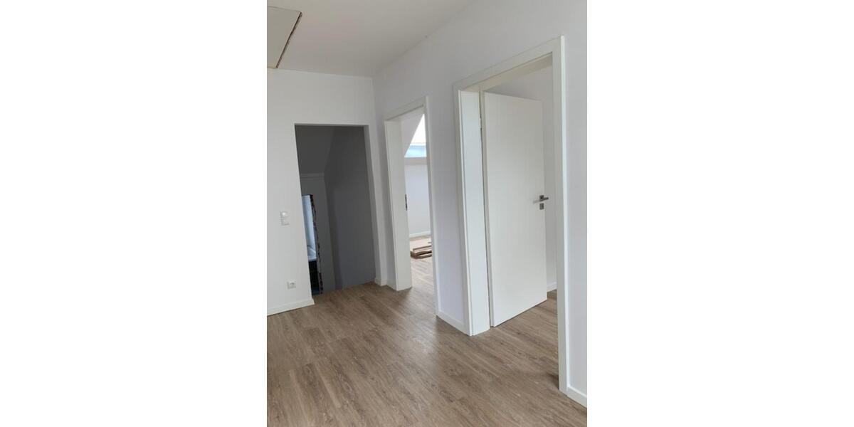 Doppelhaushälfte Rommerskirchen - 6 Zimmer, 140 m&sup2;, 1.700&euro; | Angebot:25274628
