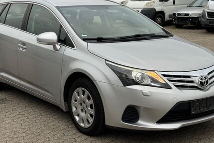 Toyota Avensis 97.330 km 10.450 € Bornheim 53332