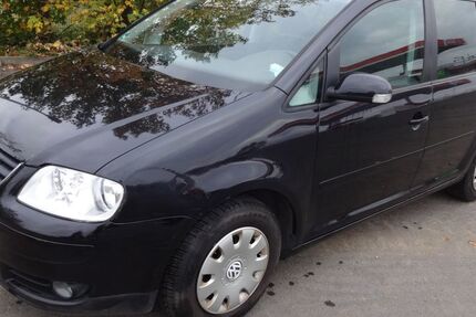 VW Touran 265.000 km 1.899 € Zülpich 53909