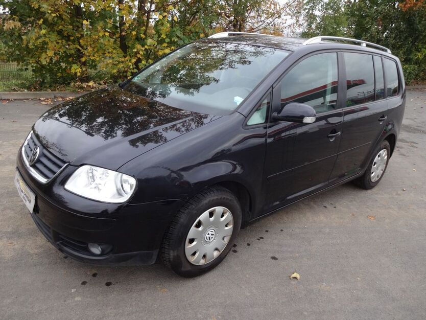 VW Touran 265.000 km 1.899 € Zülpich 53909