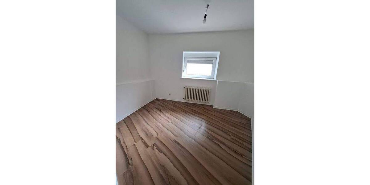 Etagenwohnung Bonn Zentrum - 2 Zimmer, 43 m&sup2;, 450&euro; | Angebot:26863176