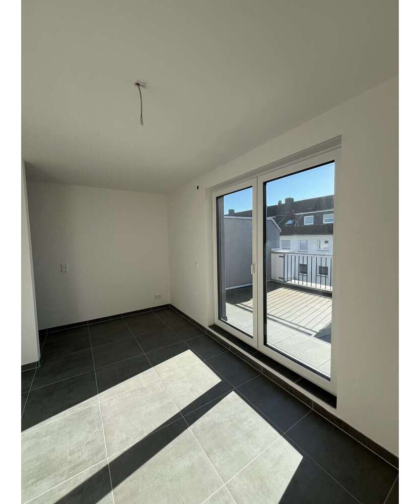 Haus zum Mieten in Wesseling 1.800 € 155 m²