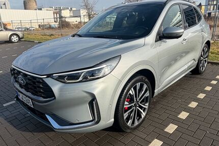 Ford Kuga 15.000 km 30.500 &euro; Köln 50829