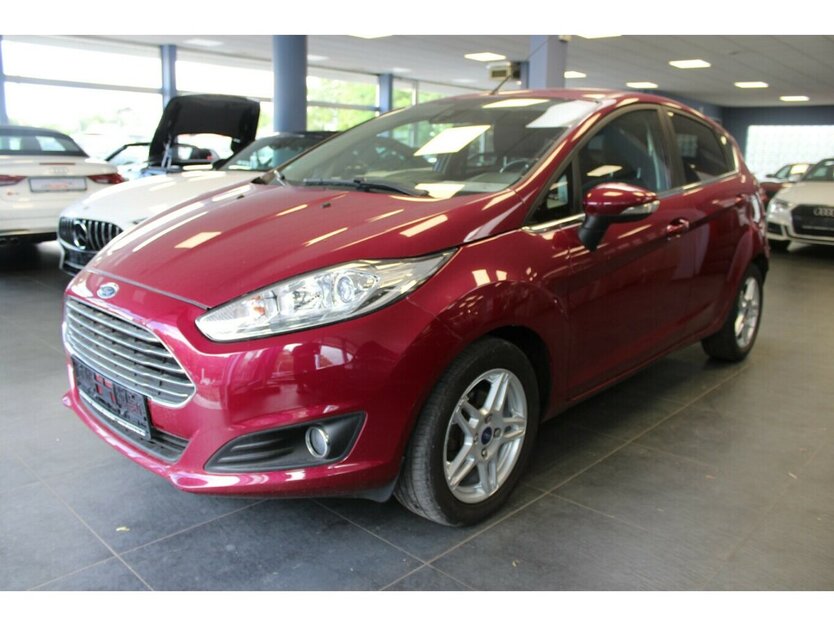 Ford Fiesta 1.6 TDCi Titanium 125.078 km 7.480 € Euskirchen 53881