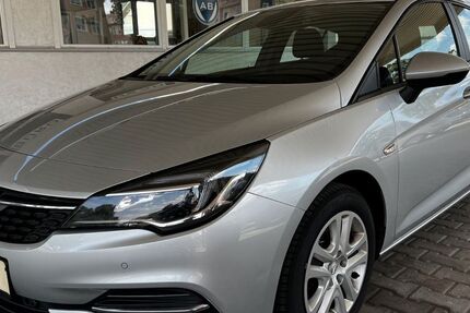 Opel Astra 95.953 km 10.490 &euro; Troisdorf (bei Köln) 53842