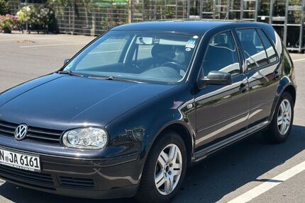 VW Golf 222.658 km 1.650 &euro; Köln 50735