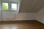 **Renoviertes, großzügiges Reihenmittelhaus in Leverkusen Kursiefen**