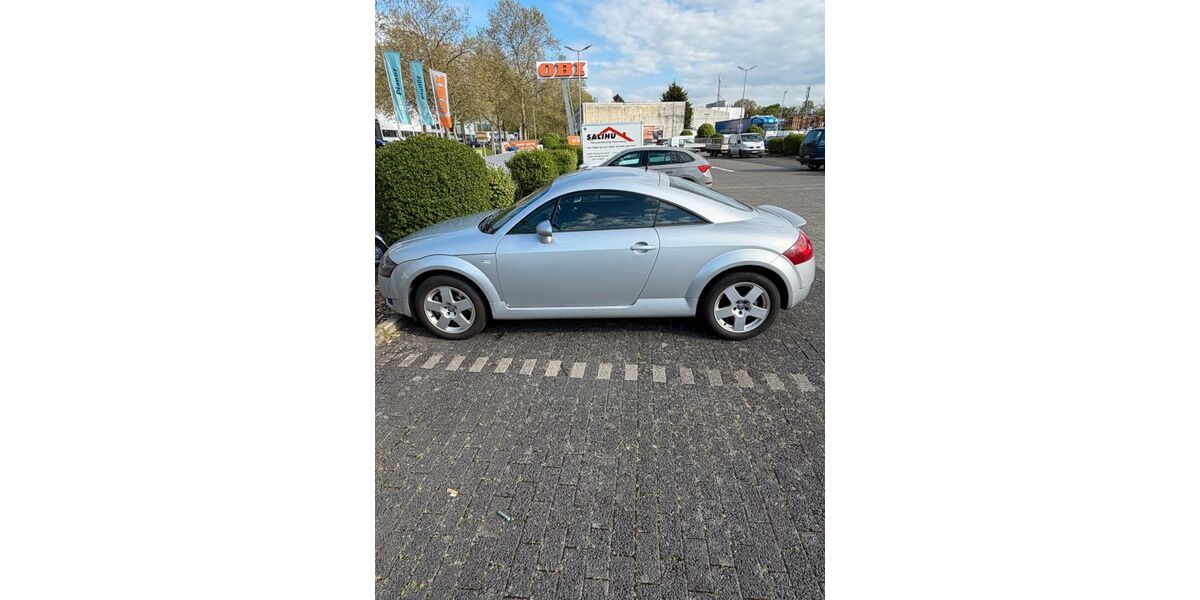 Audi TT 190.400 km 5.299 &euro; Bonn 53175