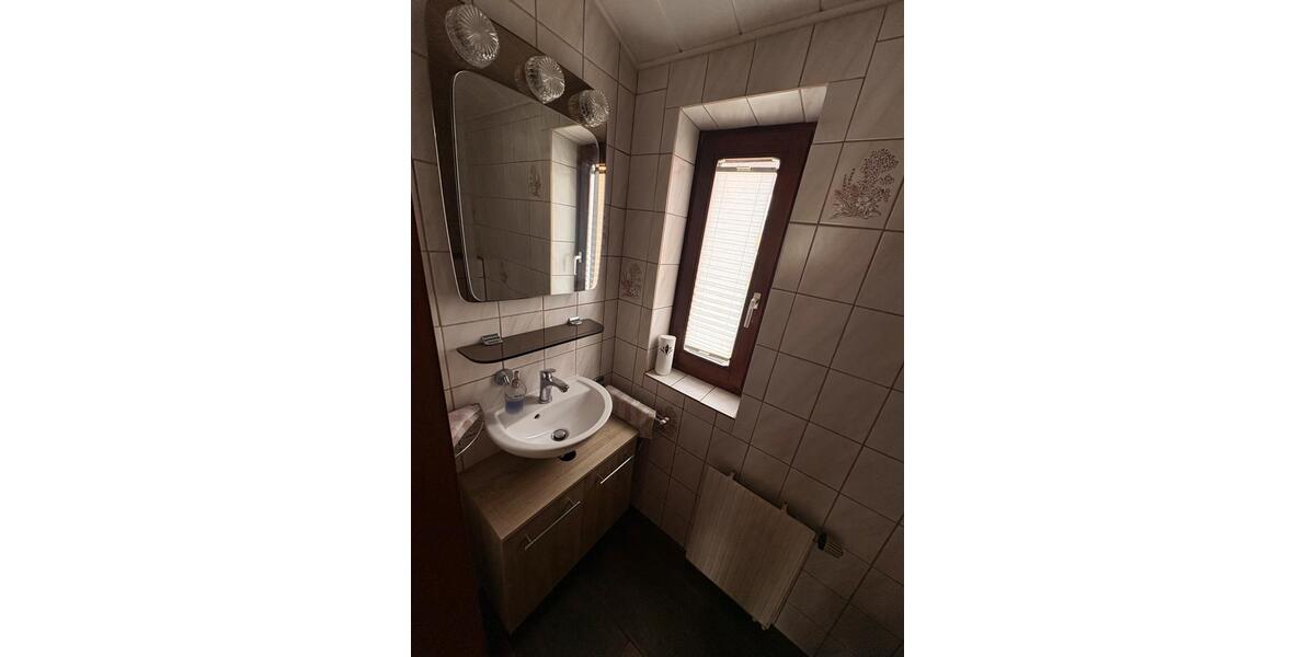 Reihenhaus Pulheim - 4.5 Zimmer, 140 m&sup2;, 1.800&euro; | Angebot:26419254
