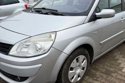 Renault Scenic 202.000 km 1.990 &euro; Köln 50933