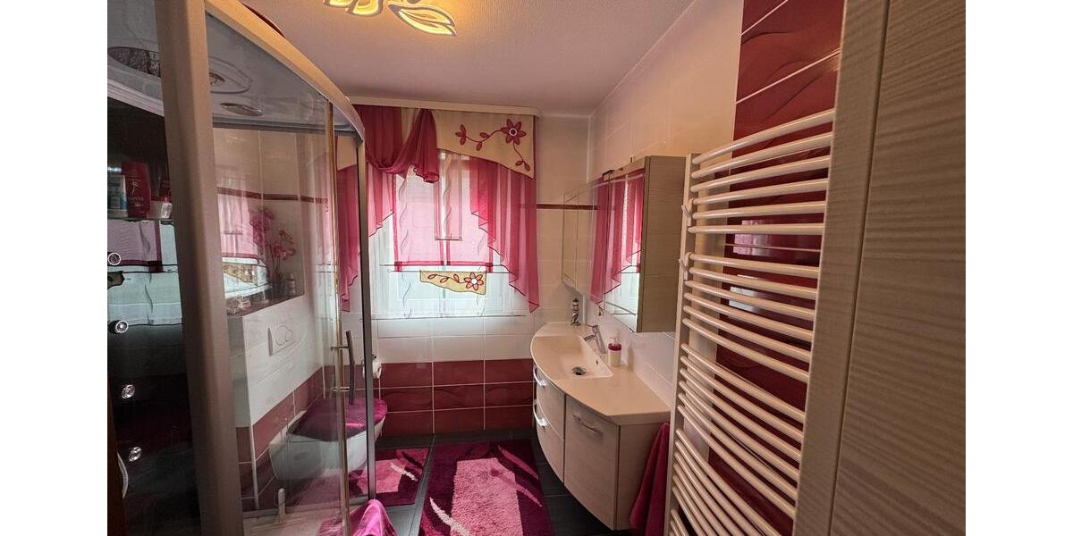 Erdgeschoßwohnung Wermelskirchen - 3 Zimmer, 78 m&sup2;, 215.000&euro; | Angebot:27413699