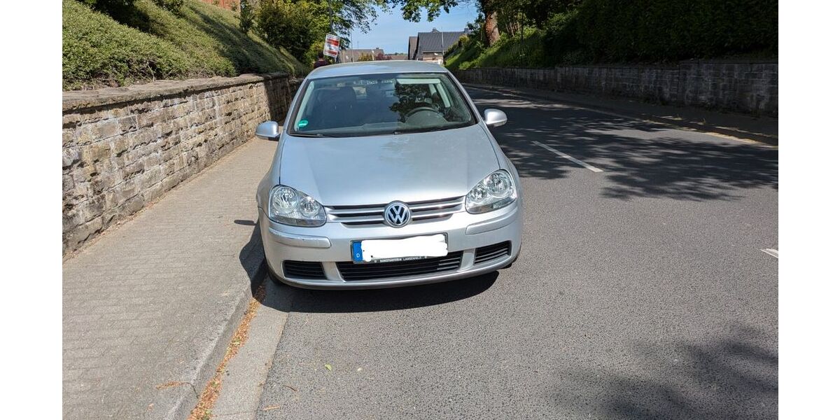 VW Golf 124.950 km 2.200 &euro; Leichlingen 42799