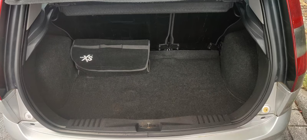 Ford Fiesta V 243.250 km 1.200 &euro; Pulheim 50259