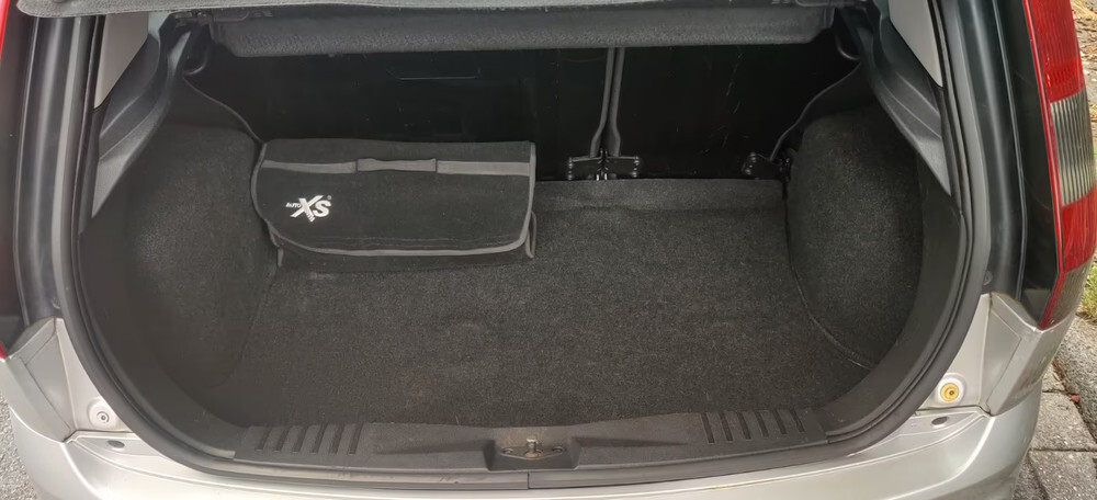 Ford Fiesta V 243.250 km 1.200 € Pulheim 50259