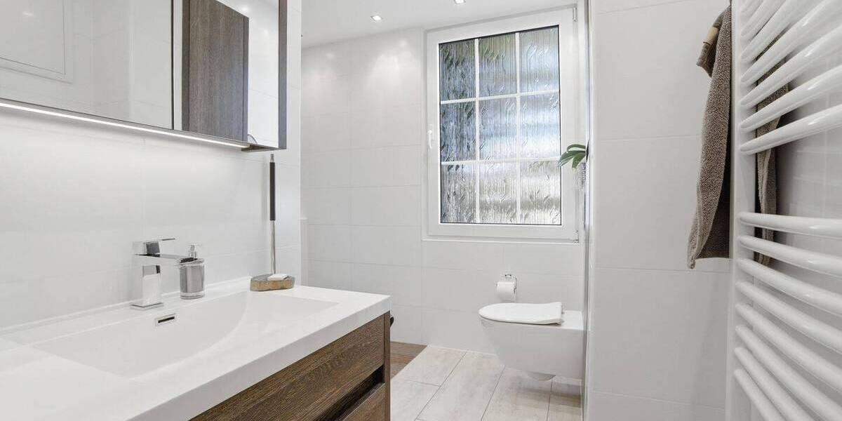 Mehrfamilienhaus, Wohnhaus Solingen Solingen-Mitte - 6 Zimmer, 156 m&sup2;, 449.000&euro; | Angebot:26176330