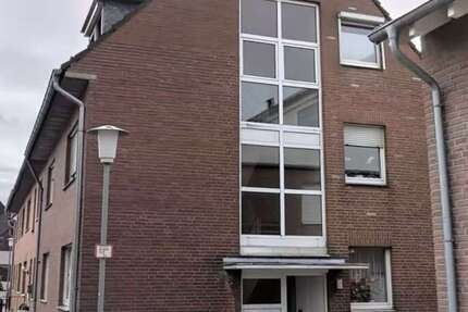 Haus zum Kaufen in Neuss 550.000 € 199.13 m²