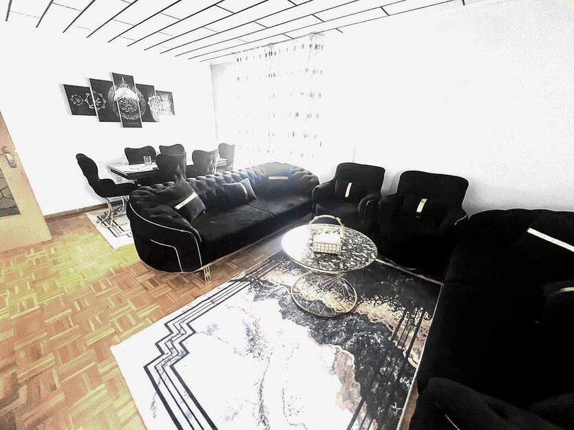 Ruhige Lage, barrierefrei, Hausmeisterservice, GartenSpielplatz, FensterHeizung NEU2025 3 zimmer