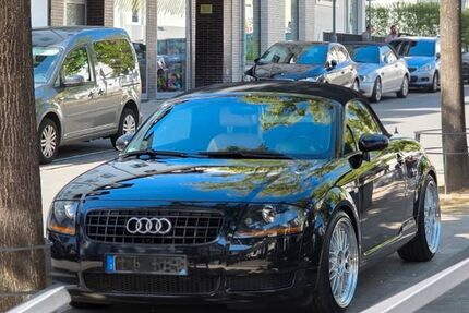 Audi TT 119.000 km 8.900 &euro; Solingen 42719