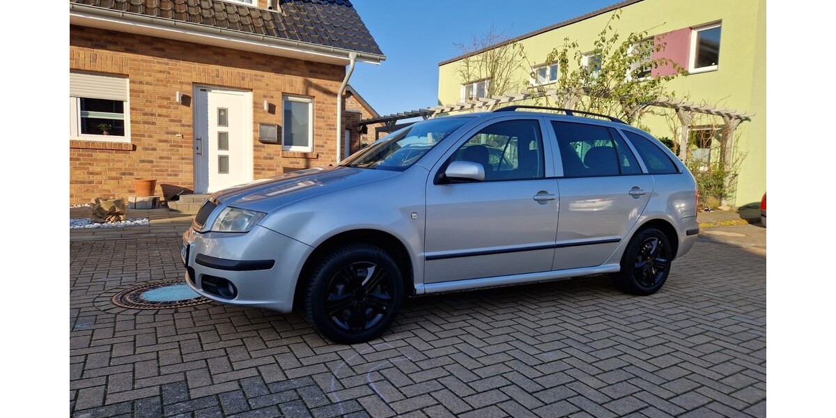 Skoda Fabia 389.000 km 2.200 &euro; Dormagen 41539