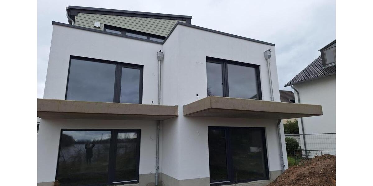 Erdgeschoßwohnung Köln Porz - 4 Zimmer, 139 m&sup2;, 2.780&euro; | Angebot:25215029