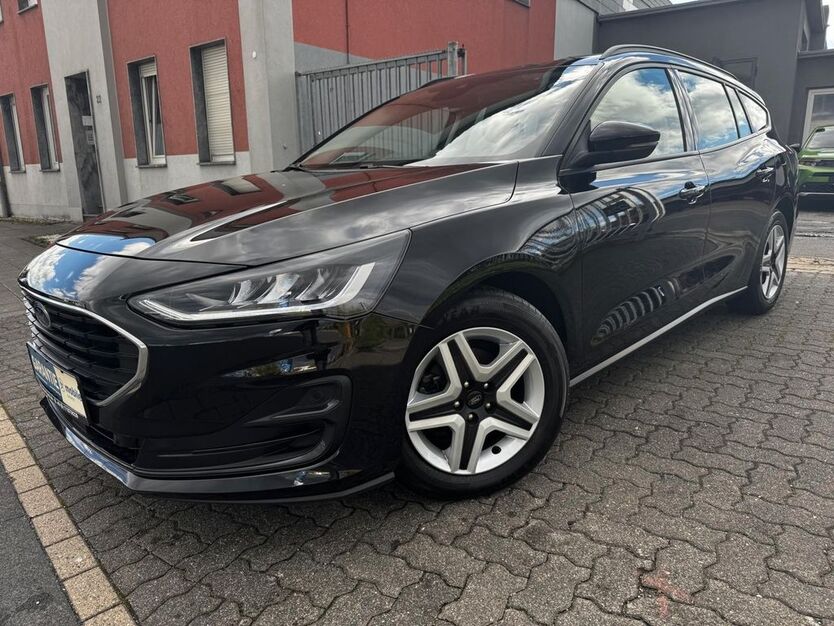 Ford Focus 52.000 km 14.950 € Bedburg 50181